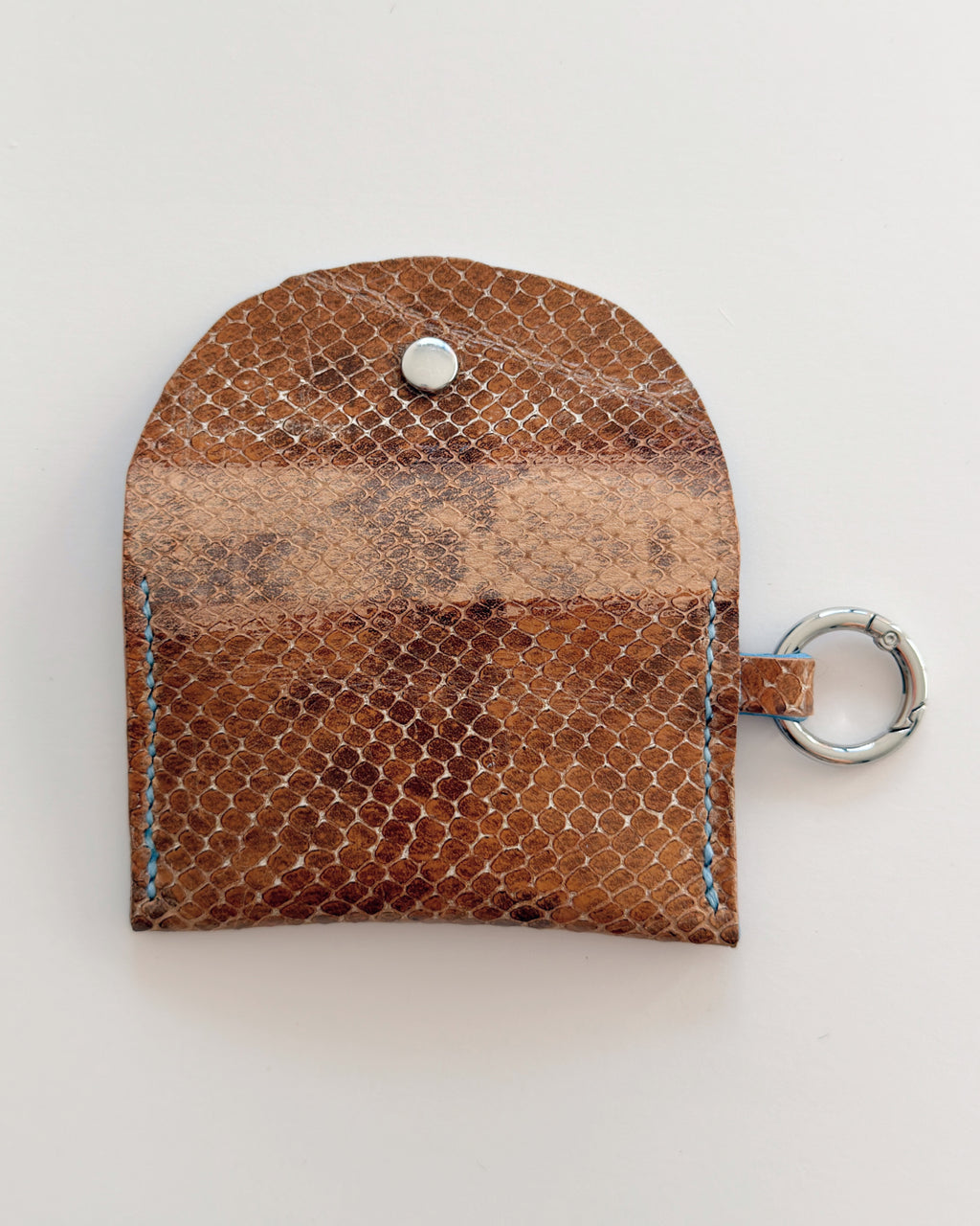 Pouch 02