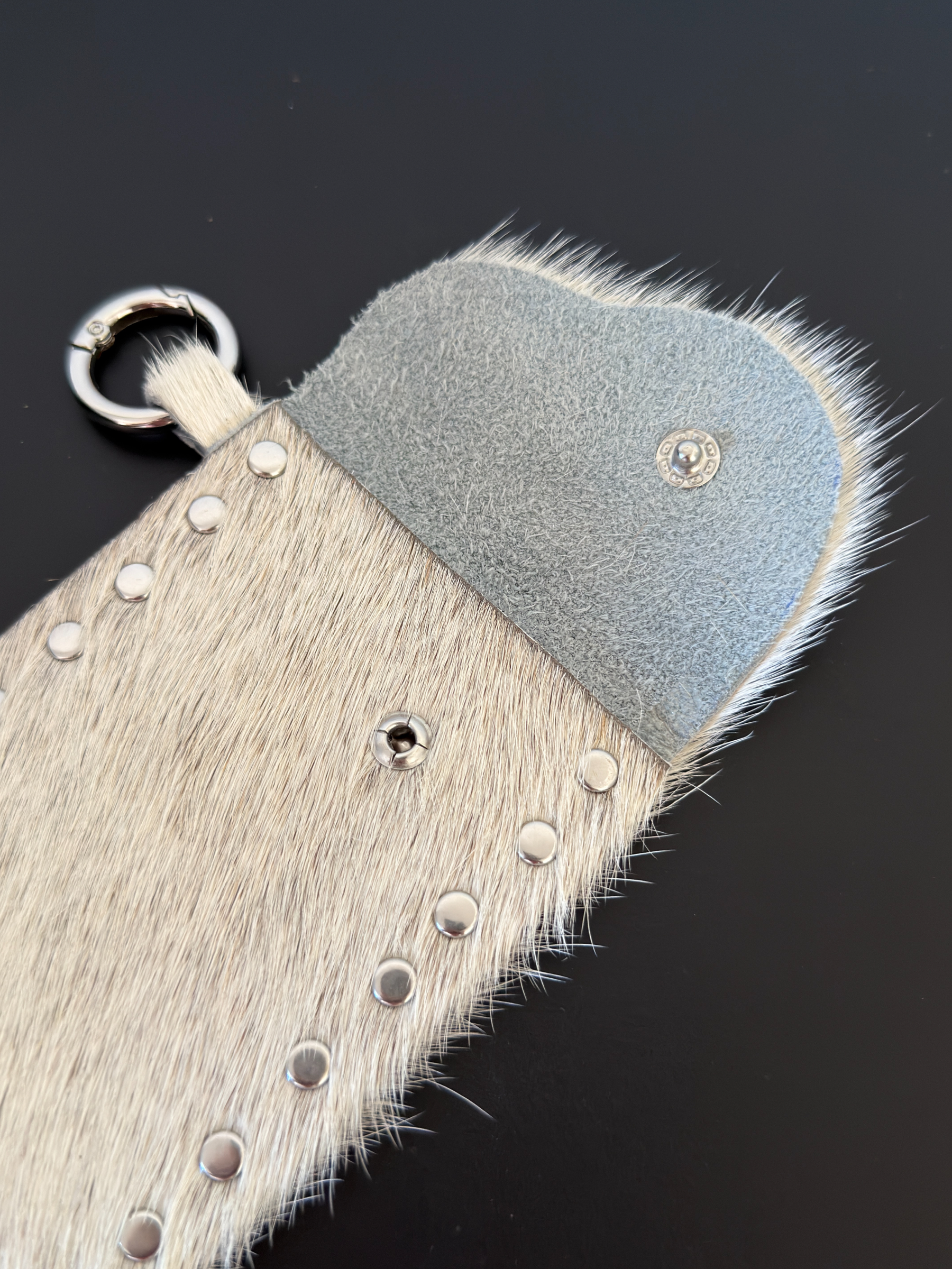 Sloop Pouch 06